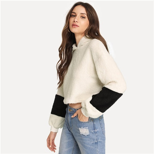 ONG Elegant Pullover Hoodie
